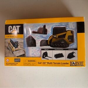 Norscott 1:32 Scale Modal  247 Multi Terrain CAT Loader Toy 2002 Old New Stock